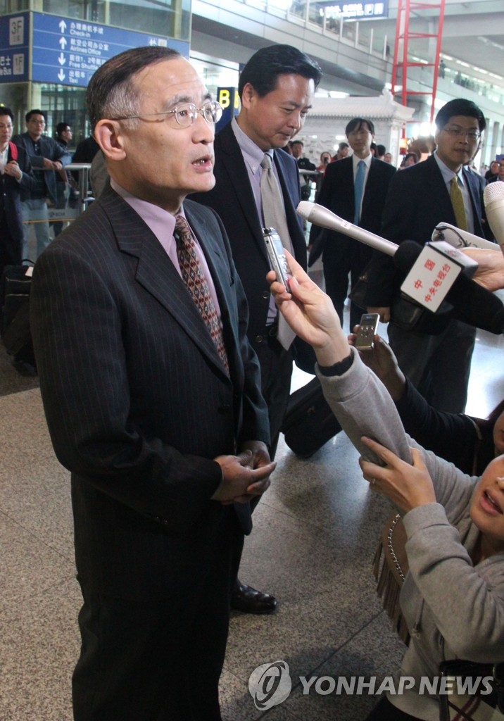 �Q�t����F�_��