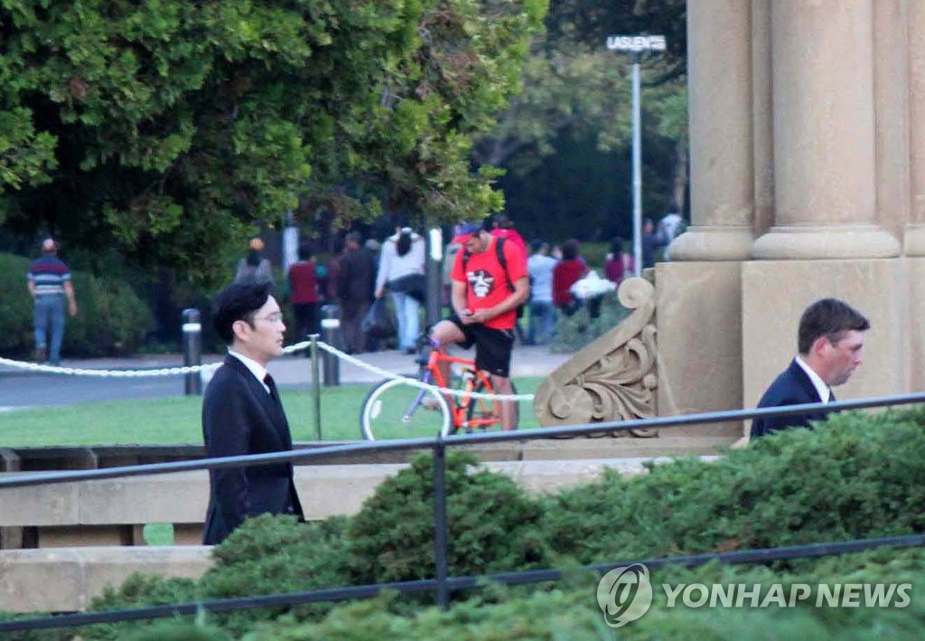 �T�P�q�l�������b��X�u�쥬���l���|