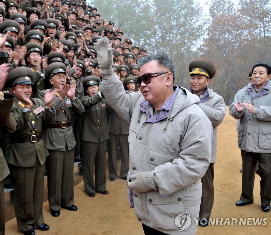 ���������H���x����