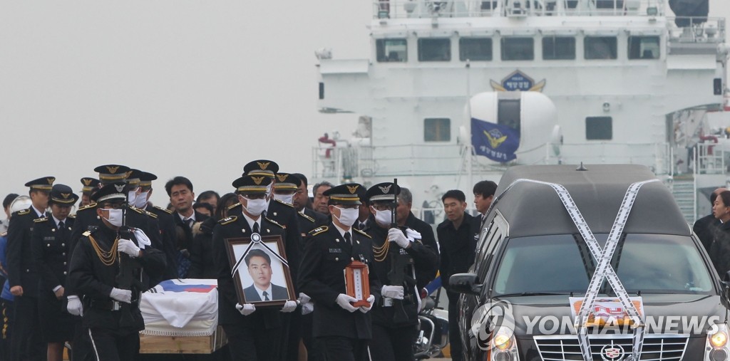 �Q�릺��ĵ���C�E�F����F��ĵ�X�Y