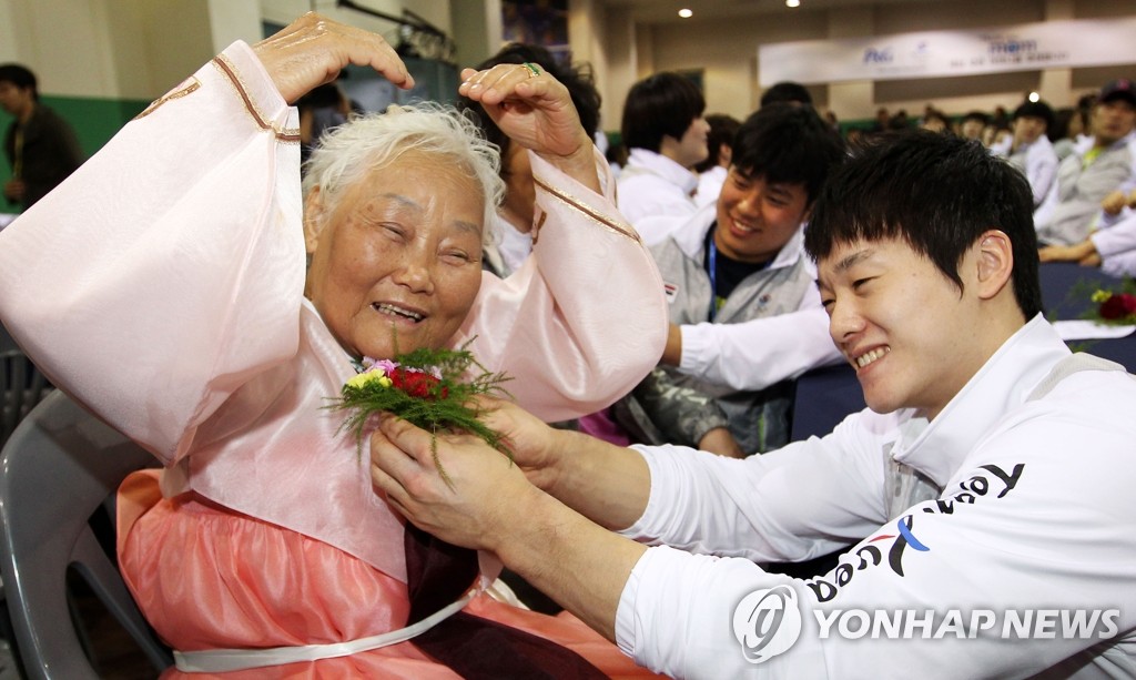 �����`�ɧ��D