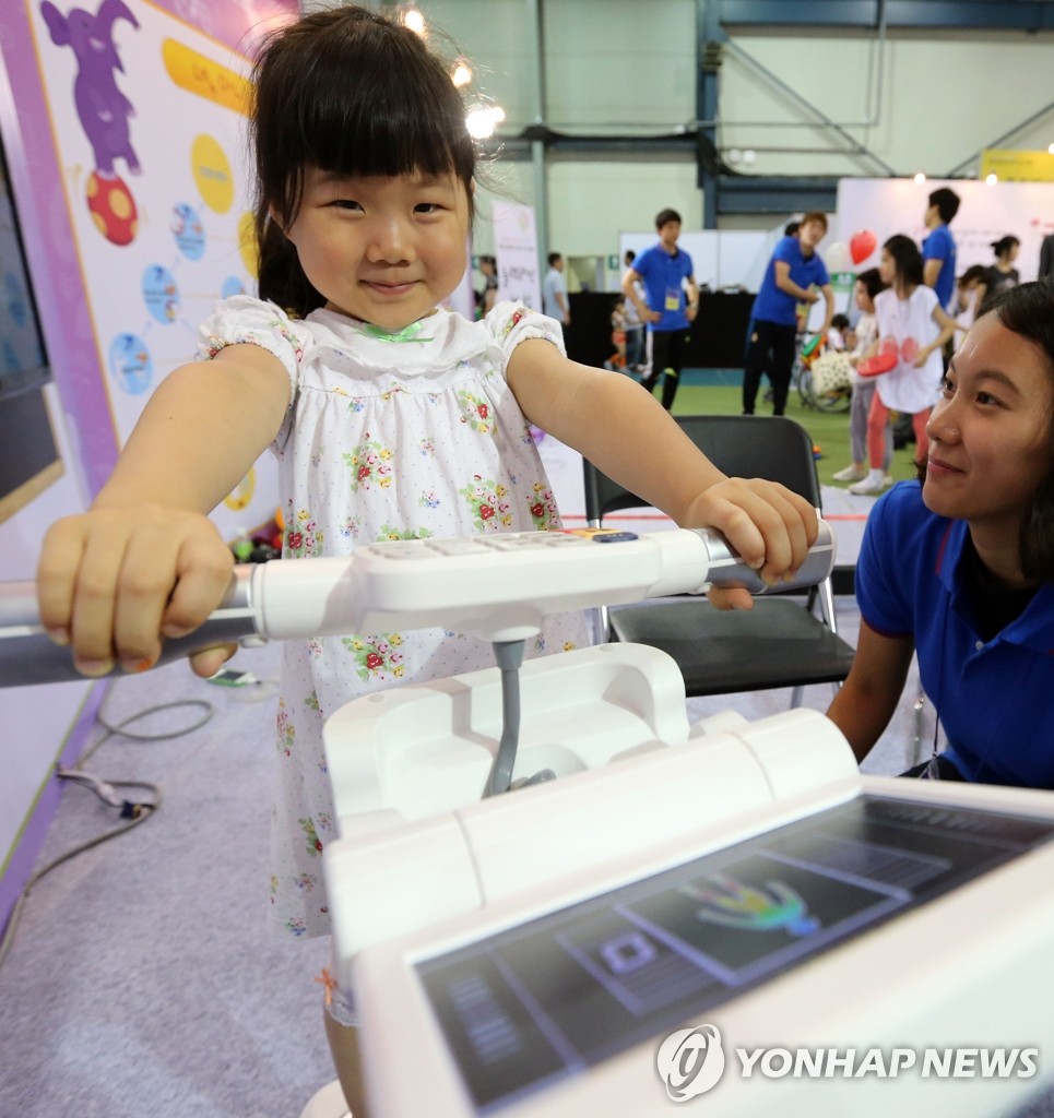 �ݬݦ��S���W��