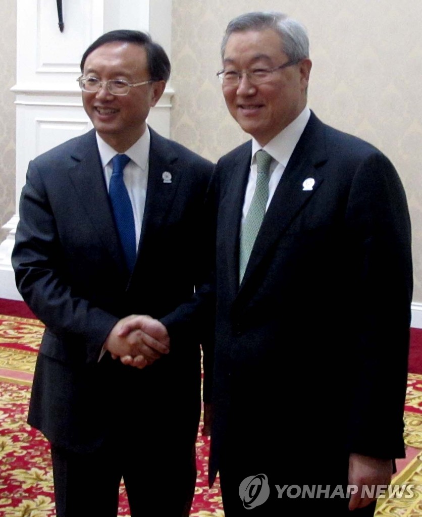 �����~���|��