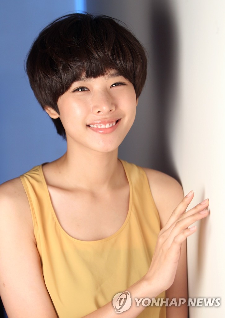 �M�q�i�H��������