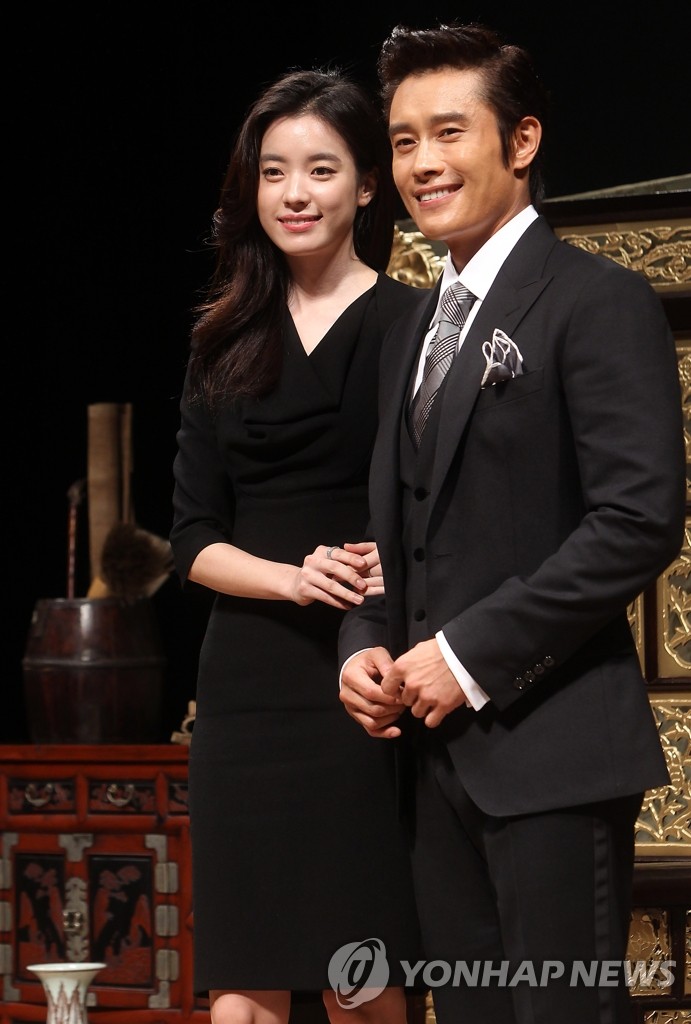 �����˩M�����]