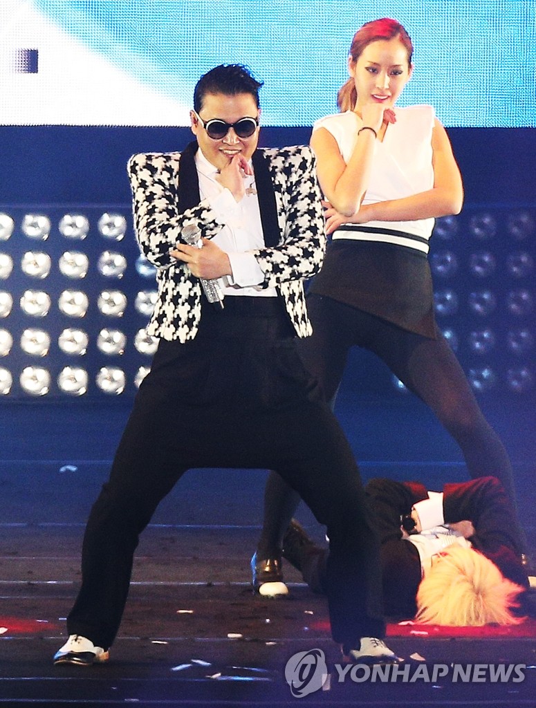 ����PSY��t�۷|