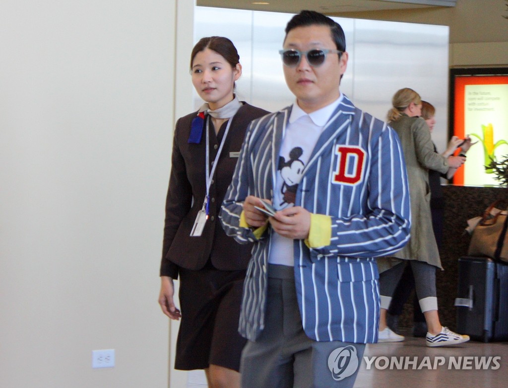 PSY���ŶǷs�q��F����