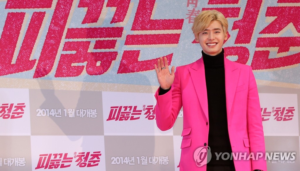 �t��������