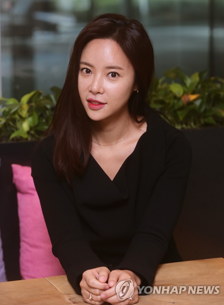 �t��������