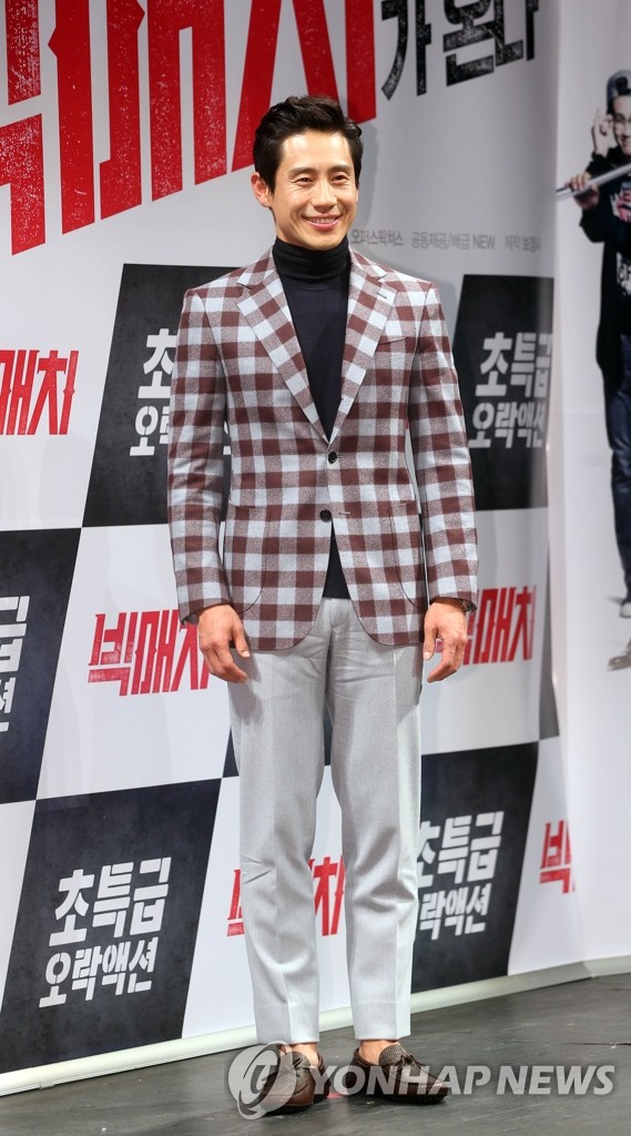 �Ӫe���X�u�m���Ÿ��q�n�s�@�o�G�|