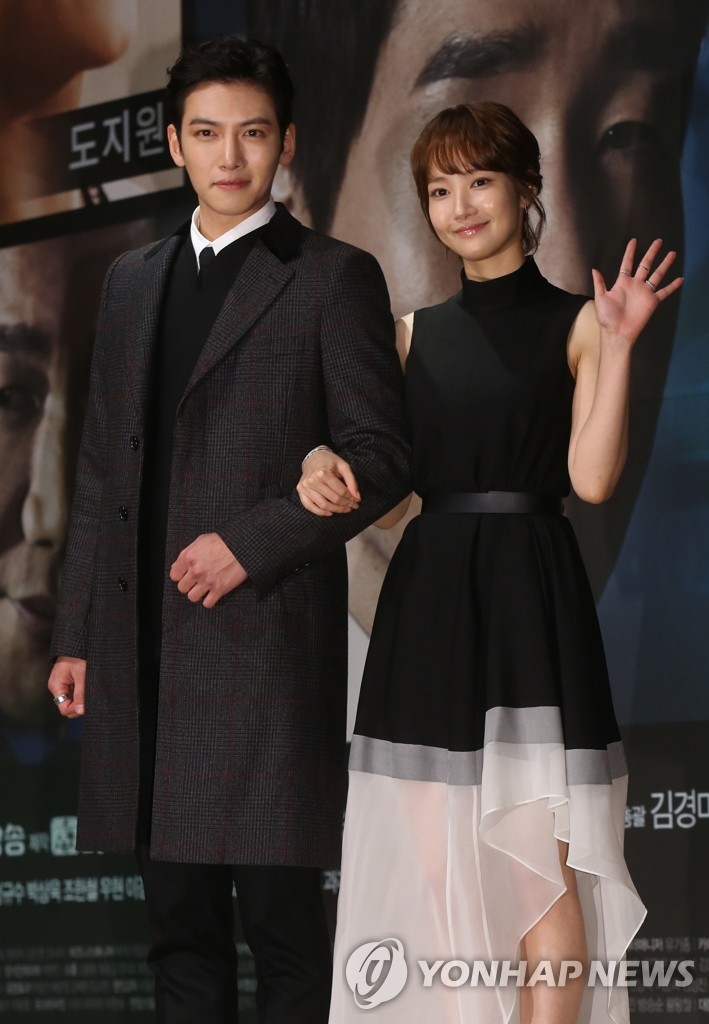 �������M��ӭ^