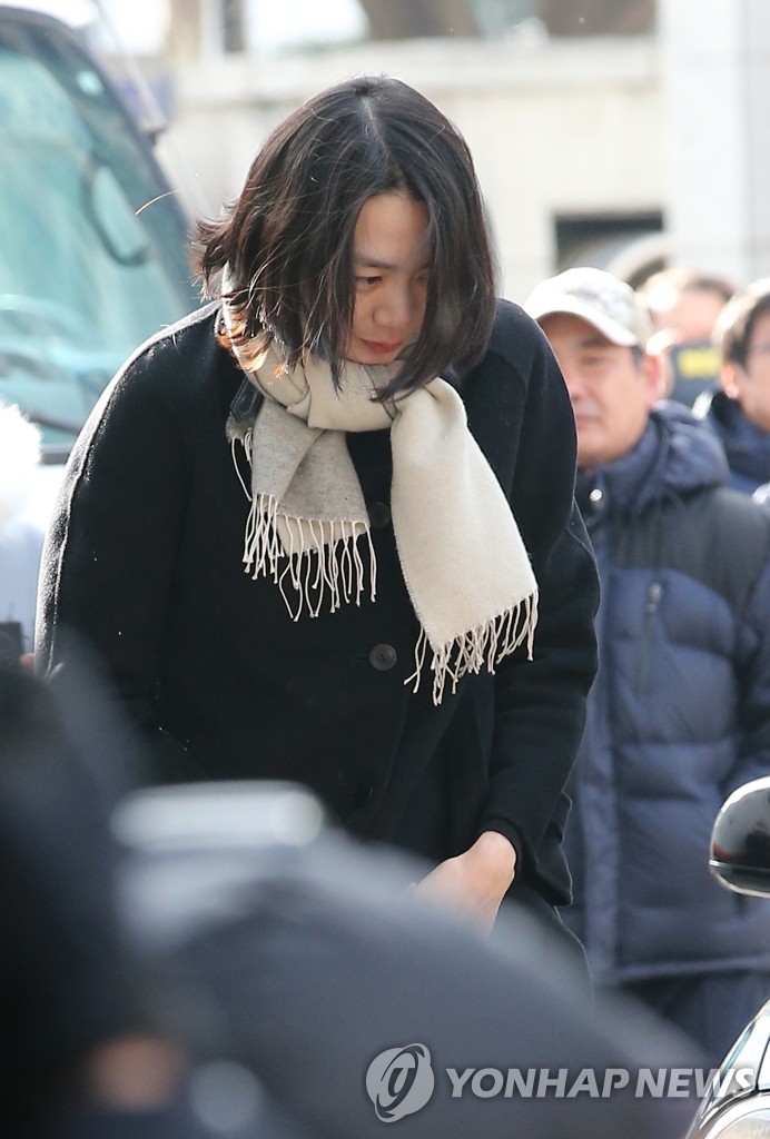 �G�������Y����Z���˹��U���լd