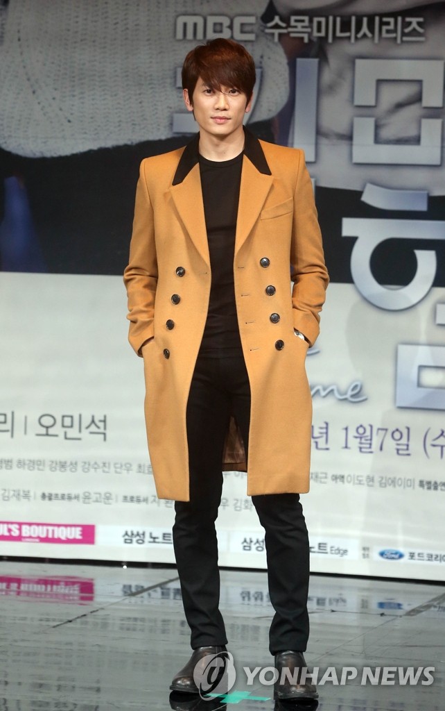 �t������