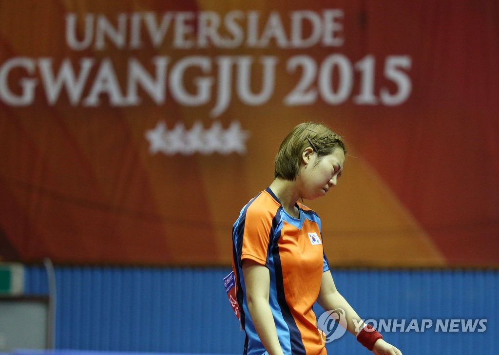 �L�t�M���������