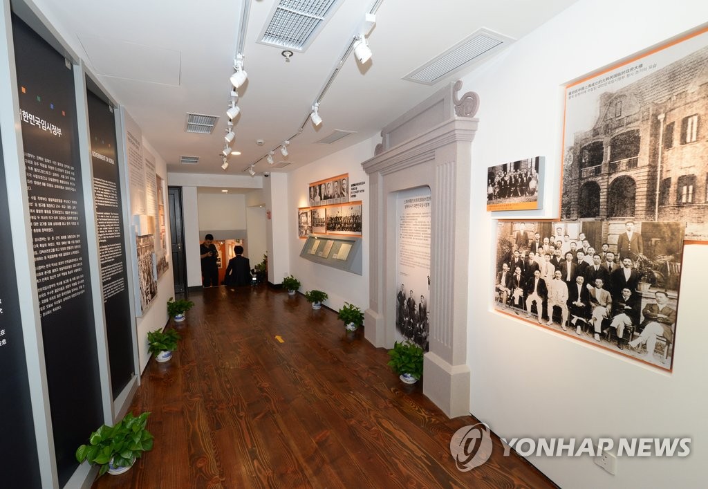 �W���j�������{�ɬF���§}�i����