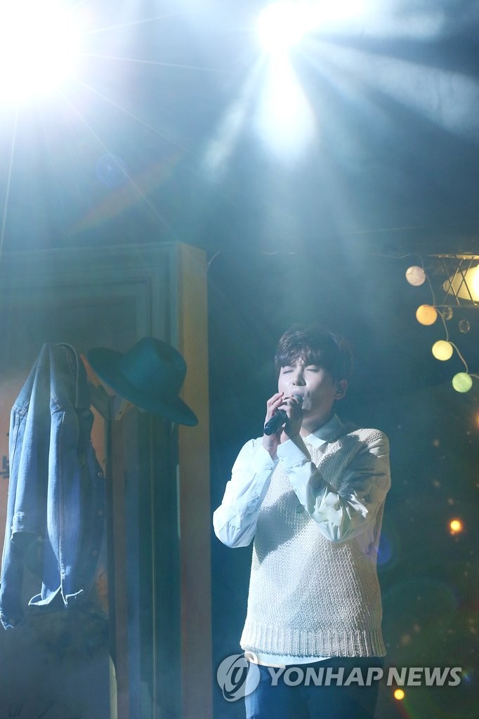 厲旭舉辦新專輯搶聽會