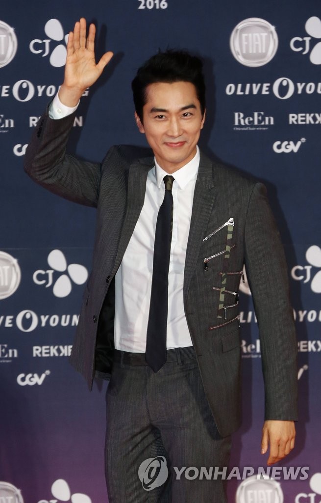 �t�����Ӿ�