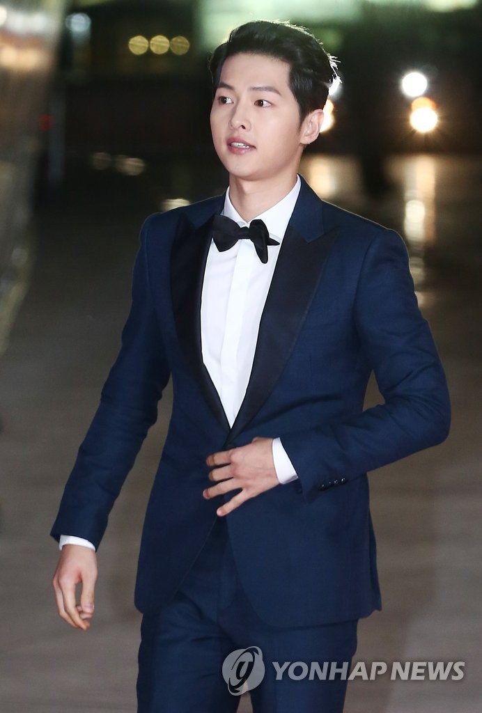 �t�������