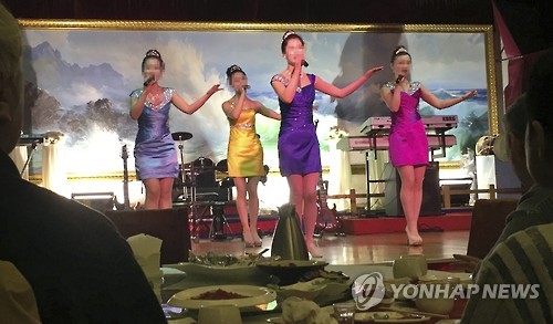 해외식당의 북한 종업원들