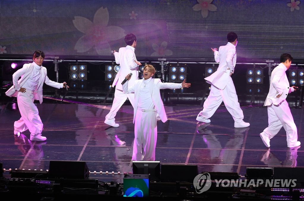 �����k�Įɹj16�~�P�O�t�X