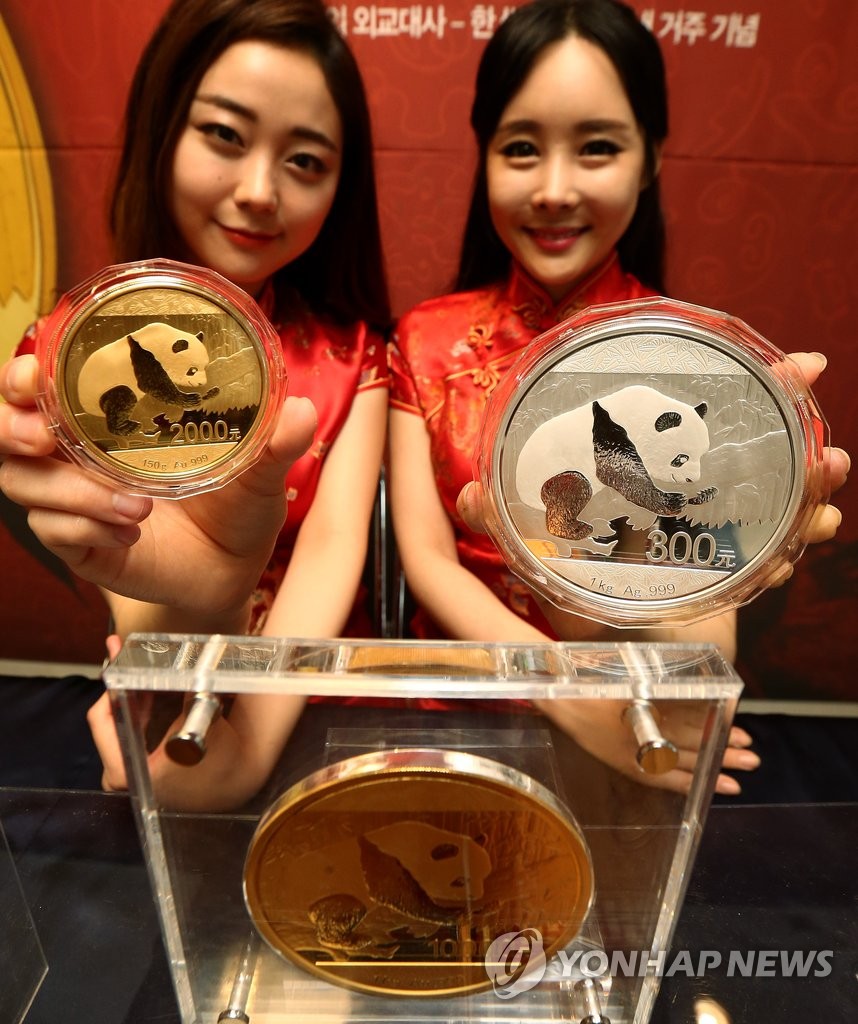 ���߬������b���G��