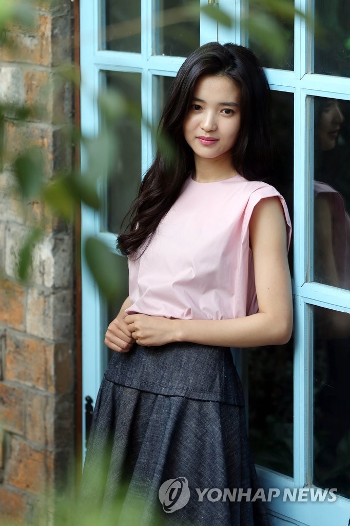 �t��������