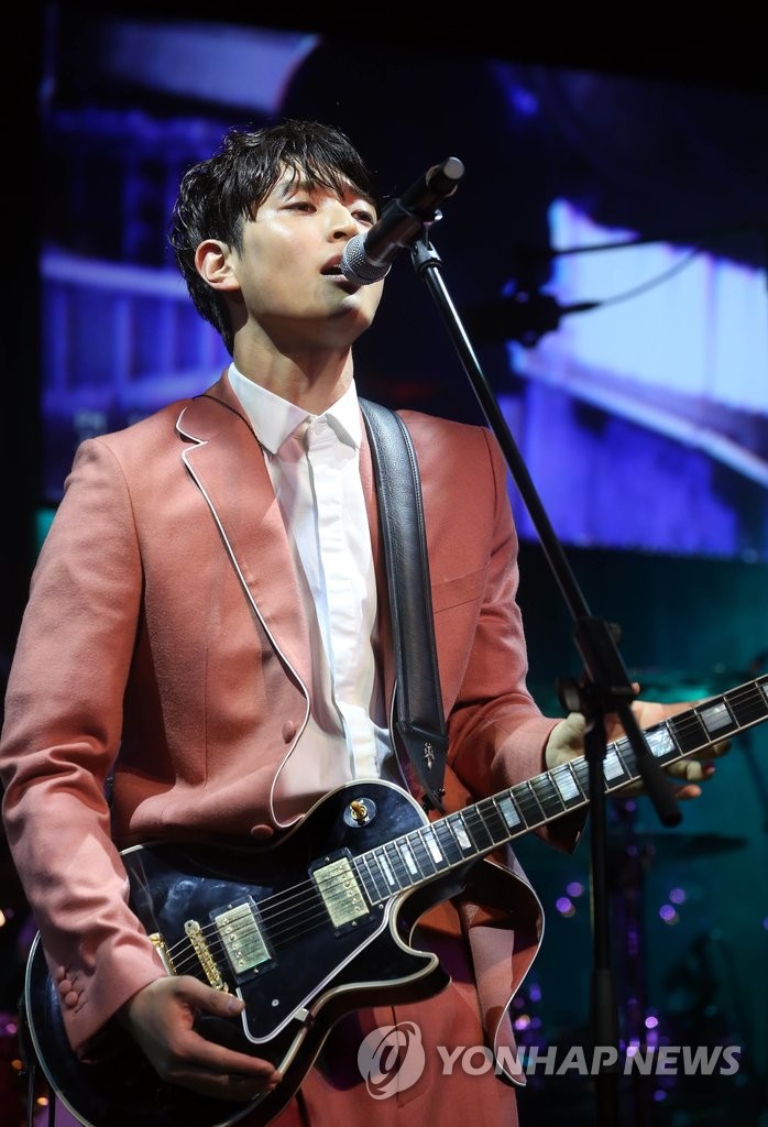 2AM�G�ö������i�ӤH�M��