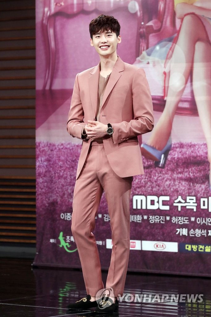 �t��������