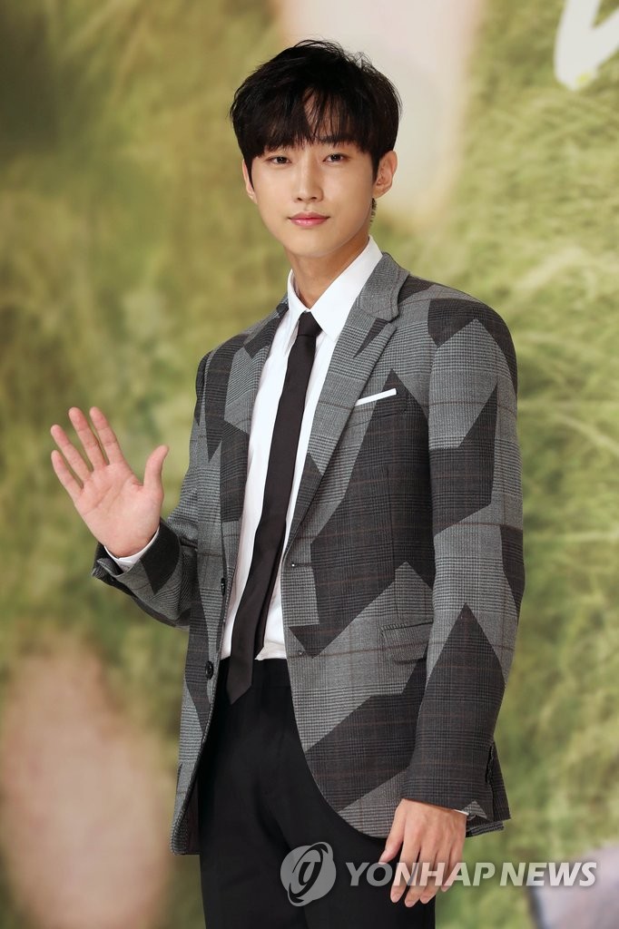 �m���e������n�o�G�|