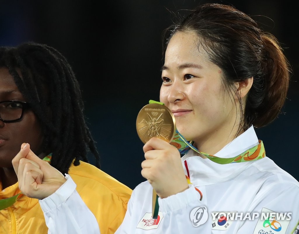 ���`���D���d�f�Q�ܪ�