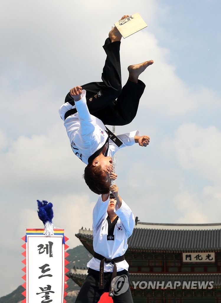 �`���D������t�˪����}