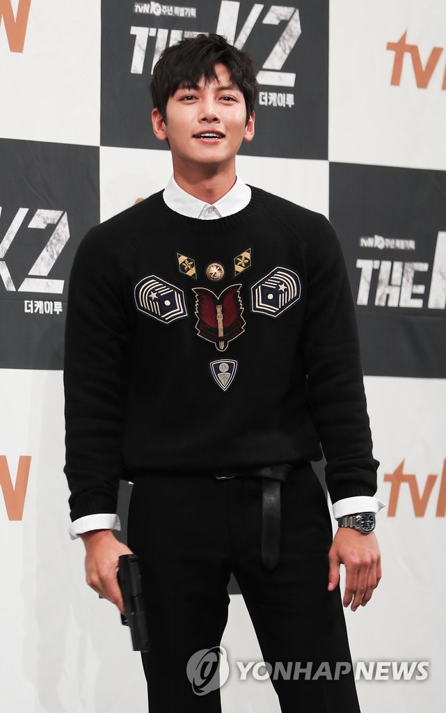 �t��������