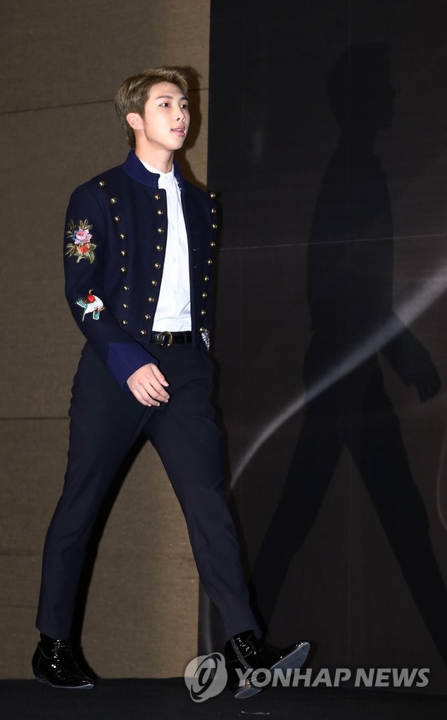 ���u�֦~�ζ���Rap Monster