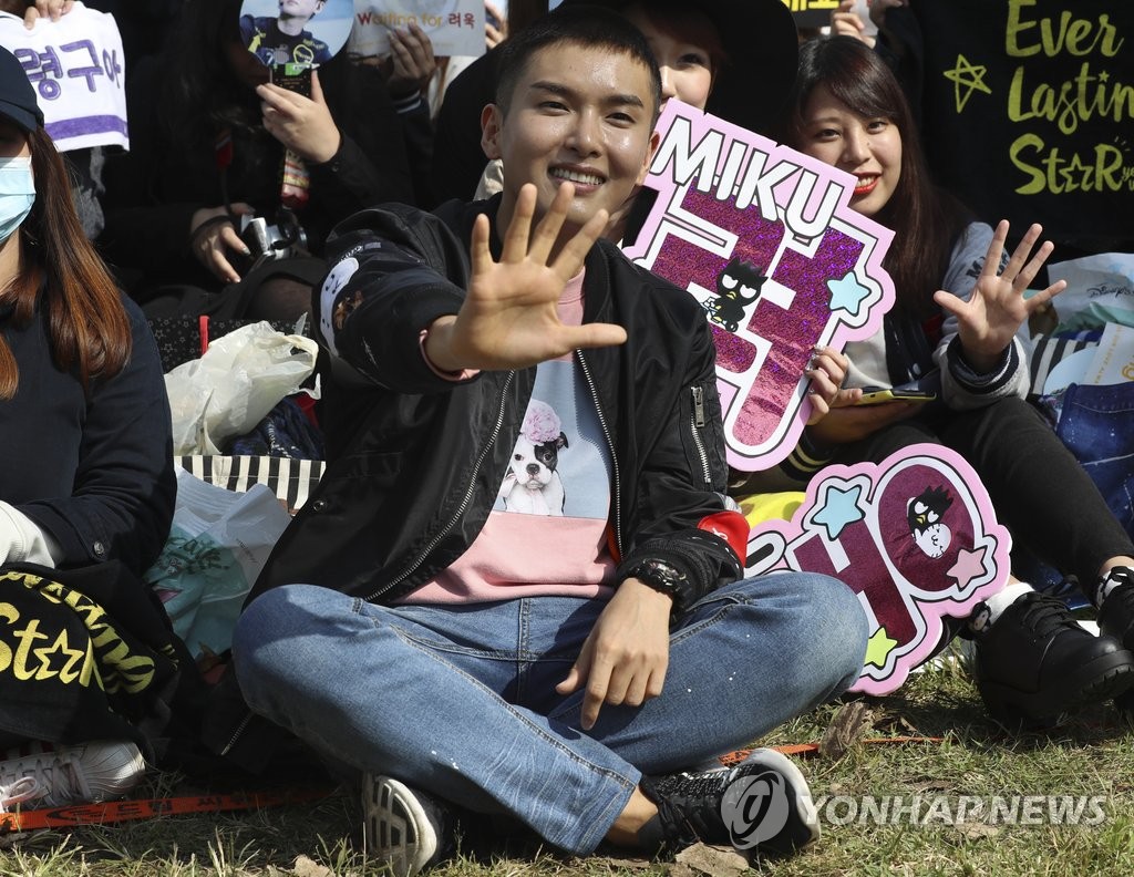 SJ�F������J��A��