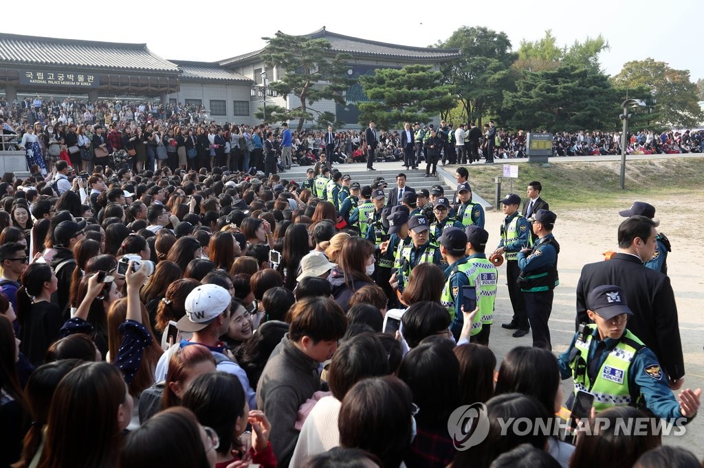 �m���e������nñ�W�|��������