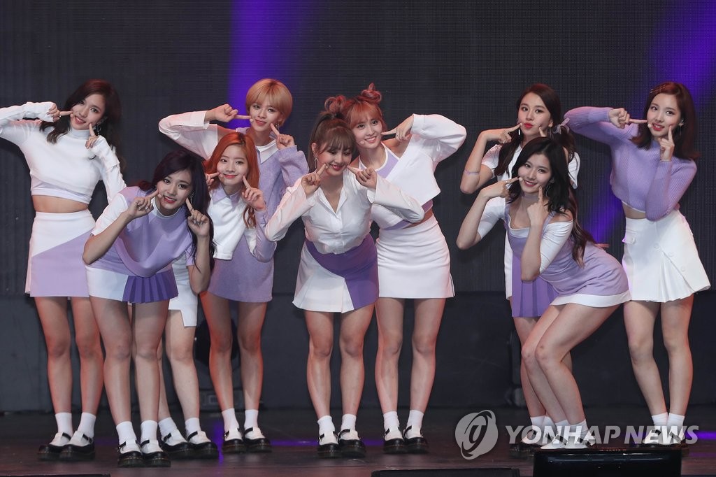 TWICE攜新輯回歸