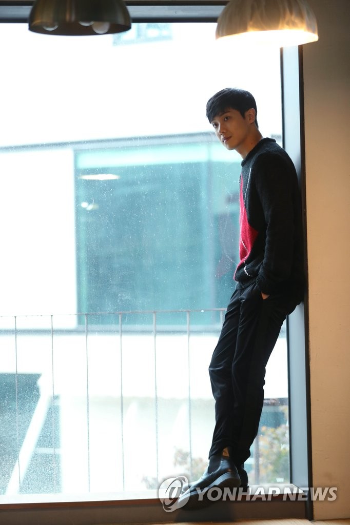 �t������