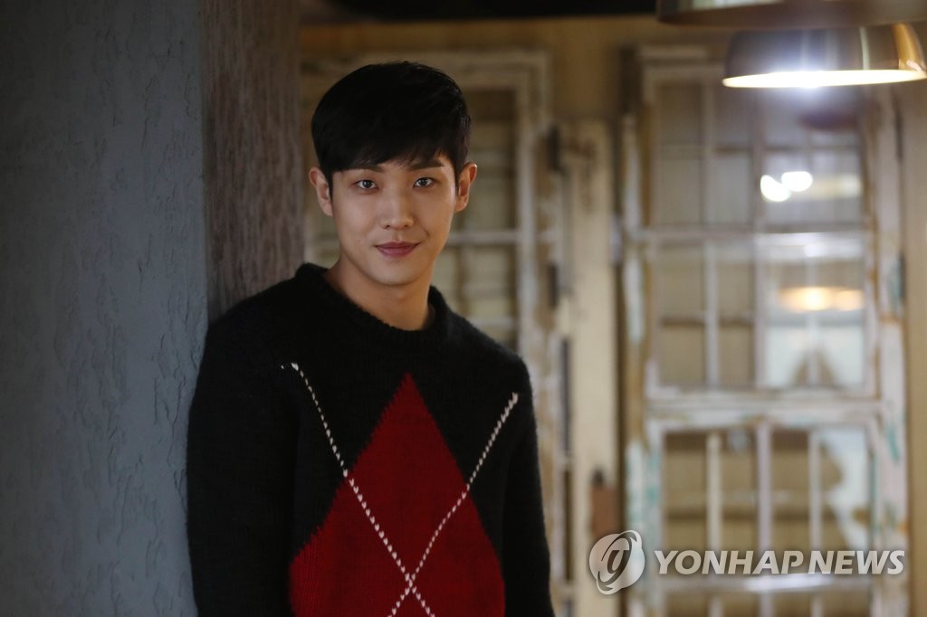 �t������