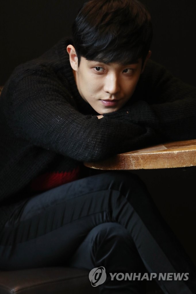 �t������