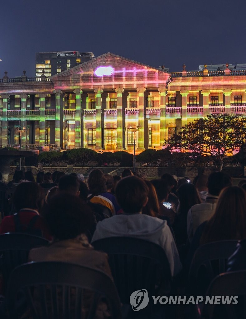 �w�خc�O���q