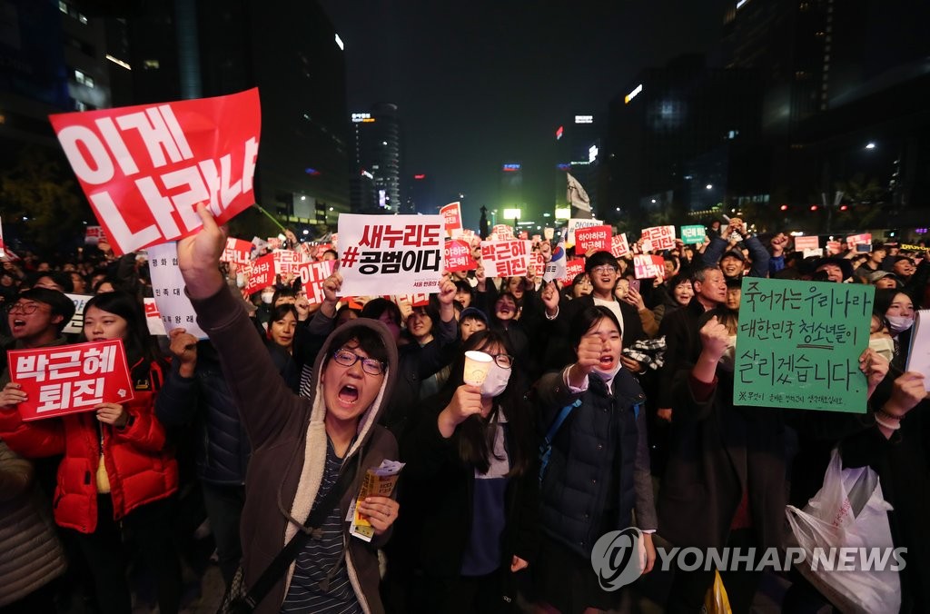 �������ܫ­n�D���Ӵf�U�O