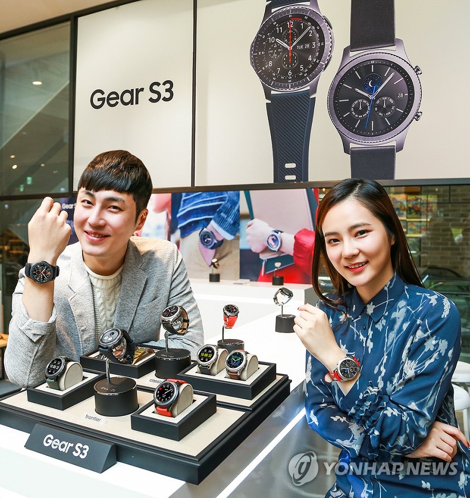 �T�PGear S3�b���W��