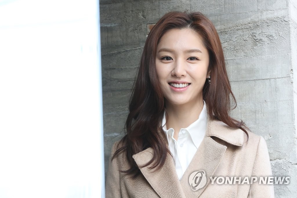 �t���}���z