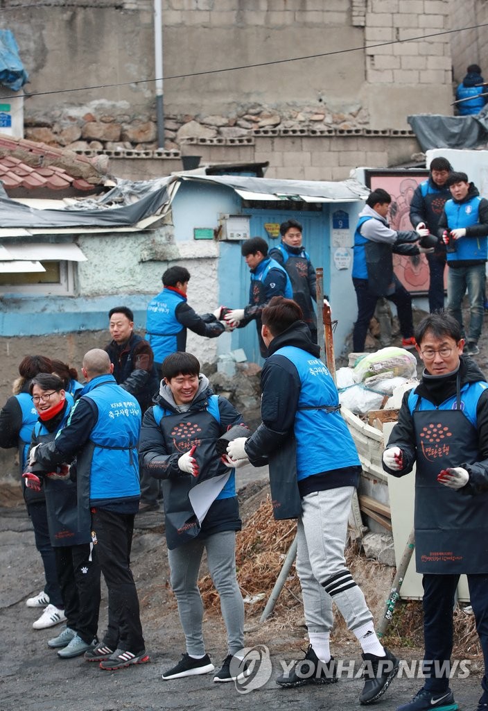 ������B���m�R��