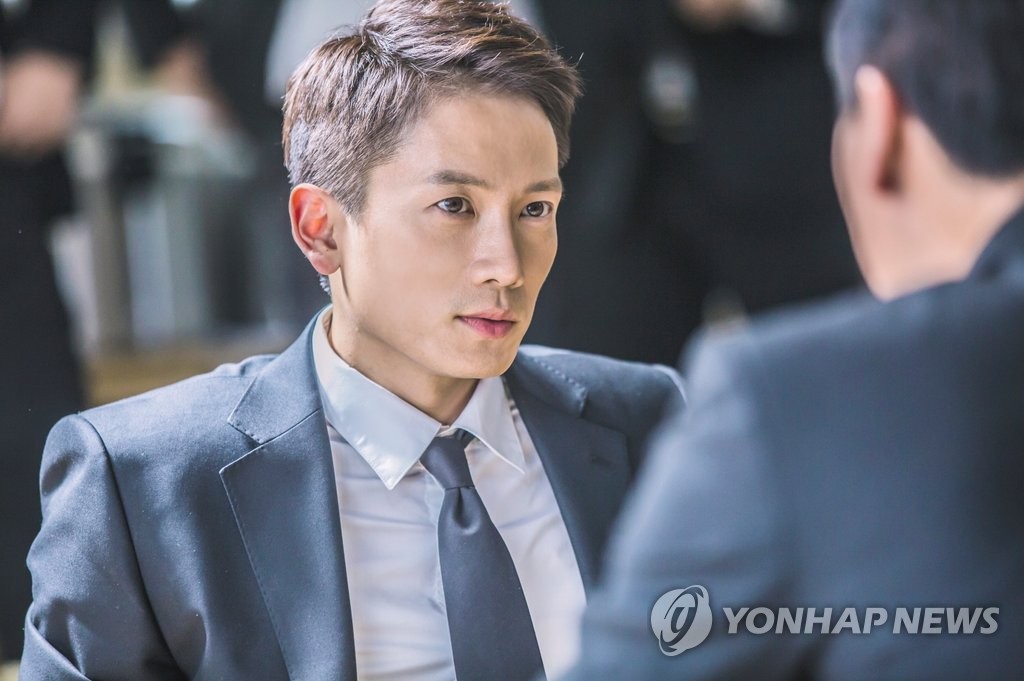 ���P�����ܨ������˹�x