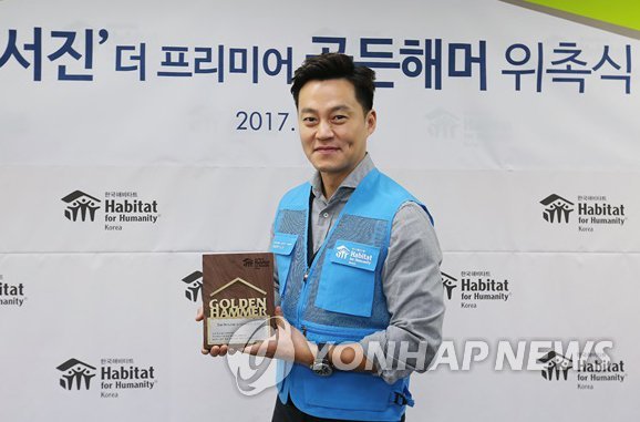 �t��������