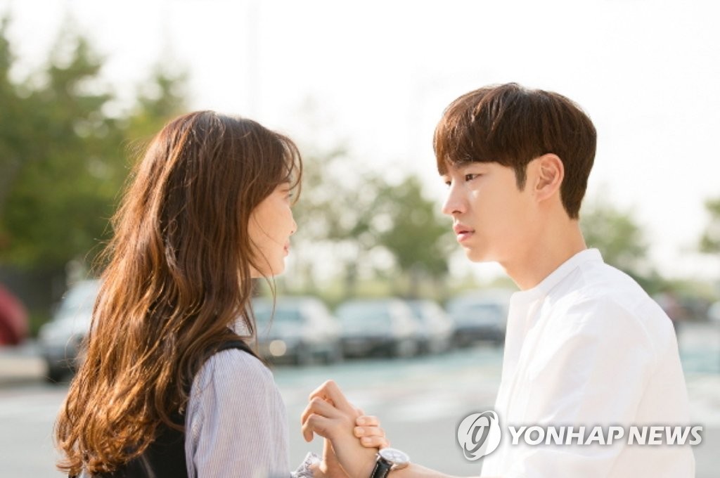 �ӱӨ���Ҿ��m���ѩM�A�n�@�Ӥ��}