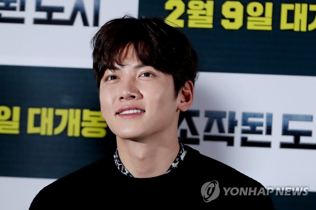 �t��������