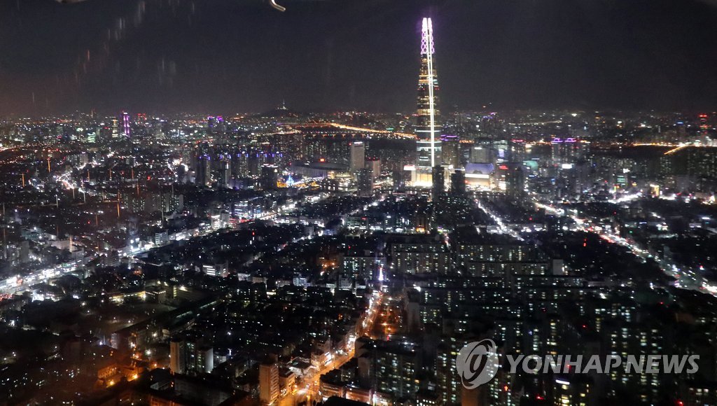 �����]��