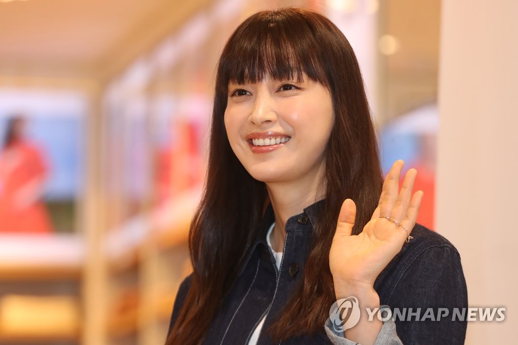 ���R�^���e����